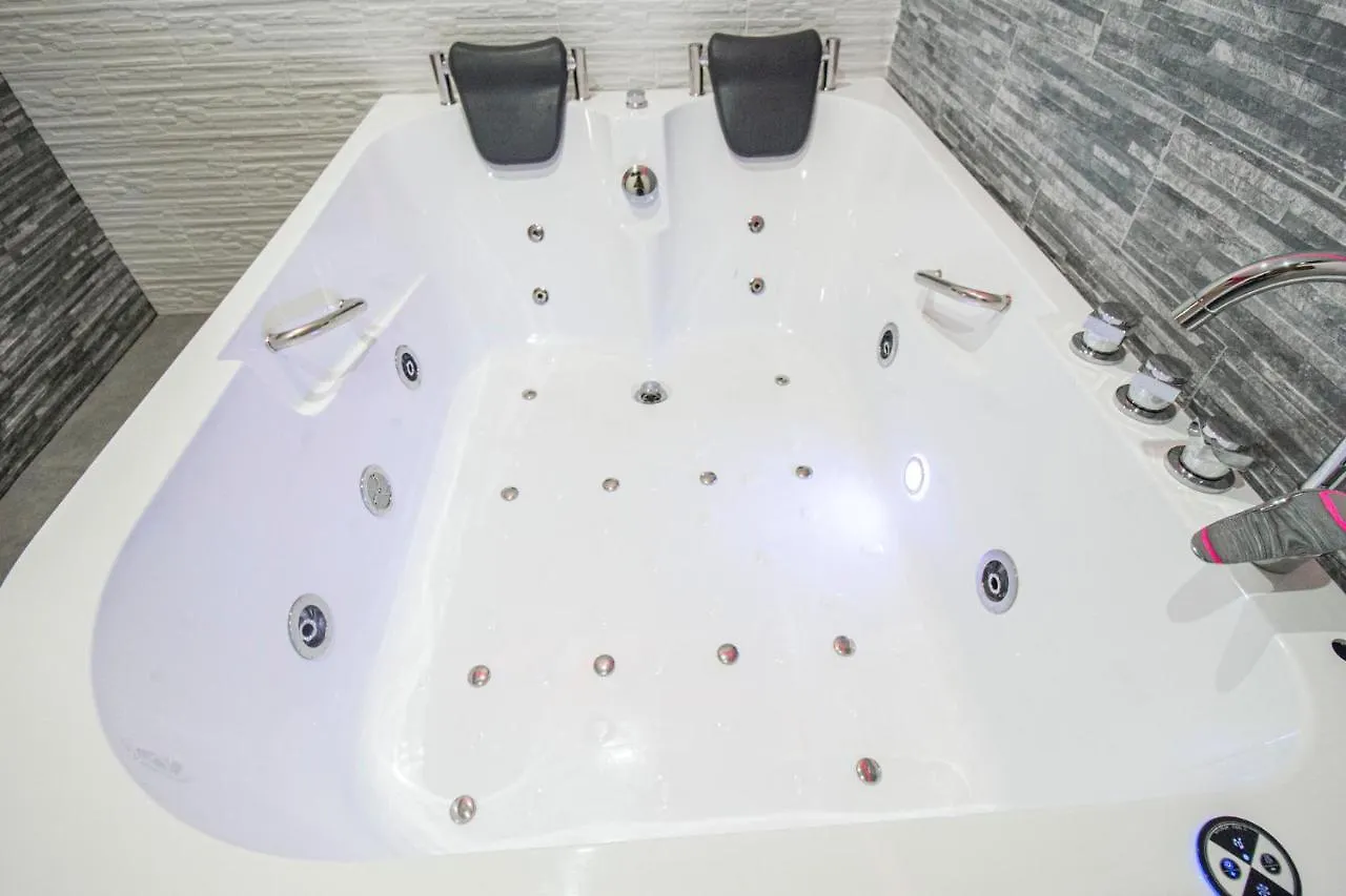 Royal Playa Suite And Apartament -Private Parking- Self Chek Out Catania