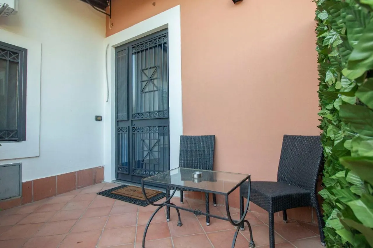 Aparthotel Royal Playa Suite And Apartament -Private Parking- Self Chek Out Catania