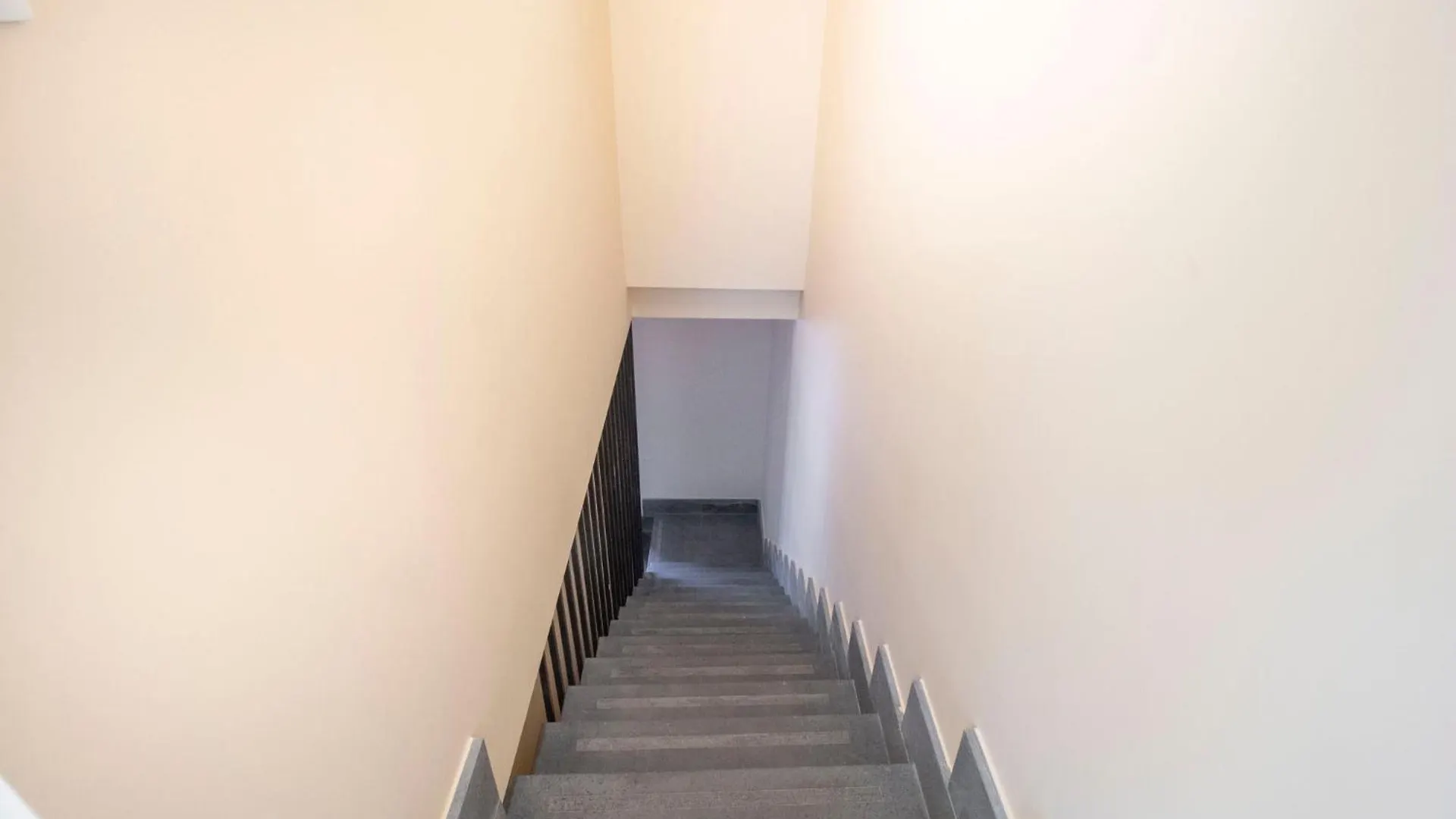 Royal Playa Suite And Apartament -Private Parking- Self Chek Out Catania Aparthotel