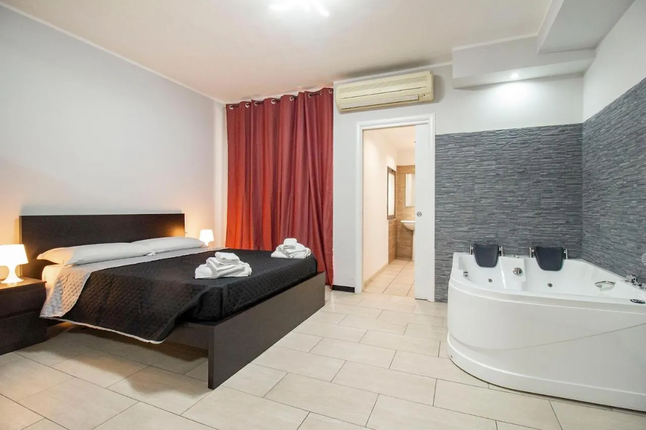 Ξενοδοχείο με διαμερίσματα Royal Playa Suite And Apartament -Private Parking- Self Chek Out Κατάνια Ιταλία