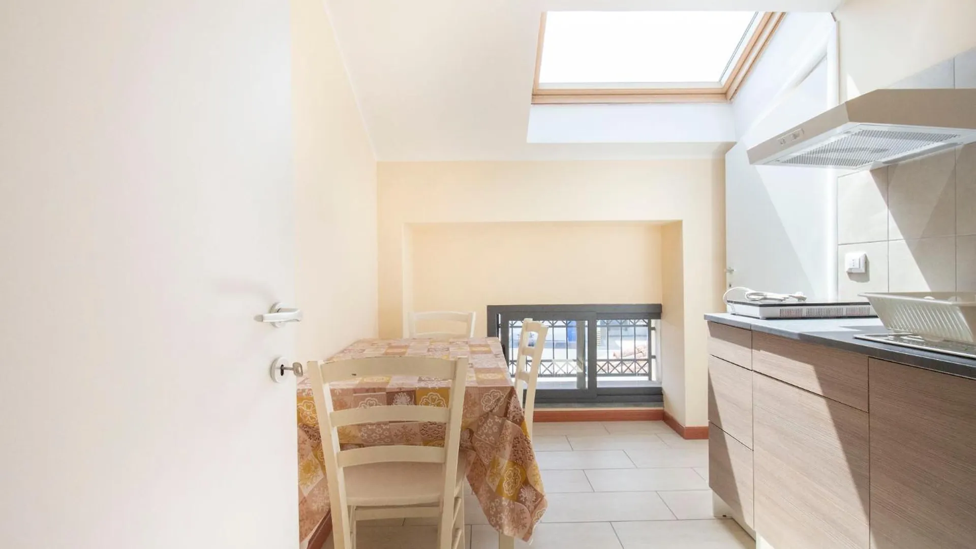 Ξενοδοχείο με διαμερίσματα Royal Playa Suite And Apartament -Private Parking- Self Chek Out Κατάνια Ιταλία