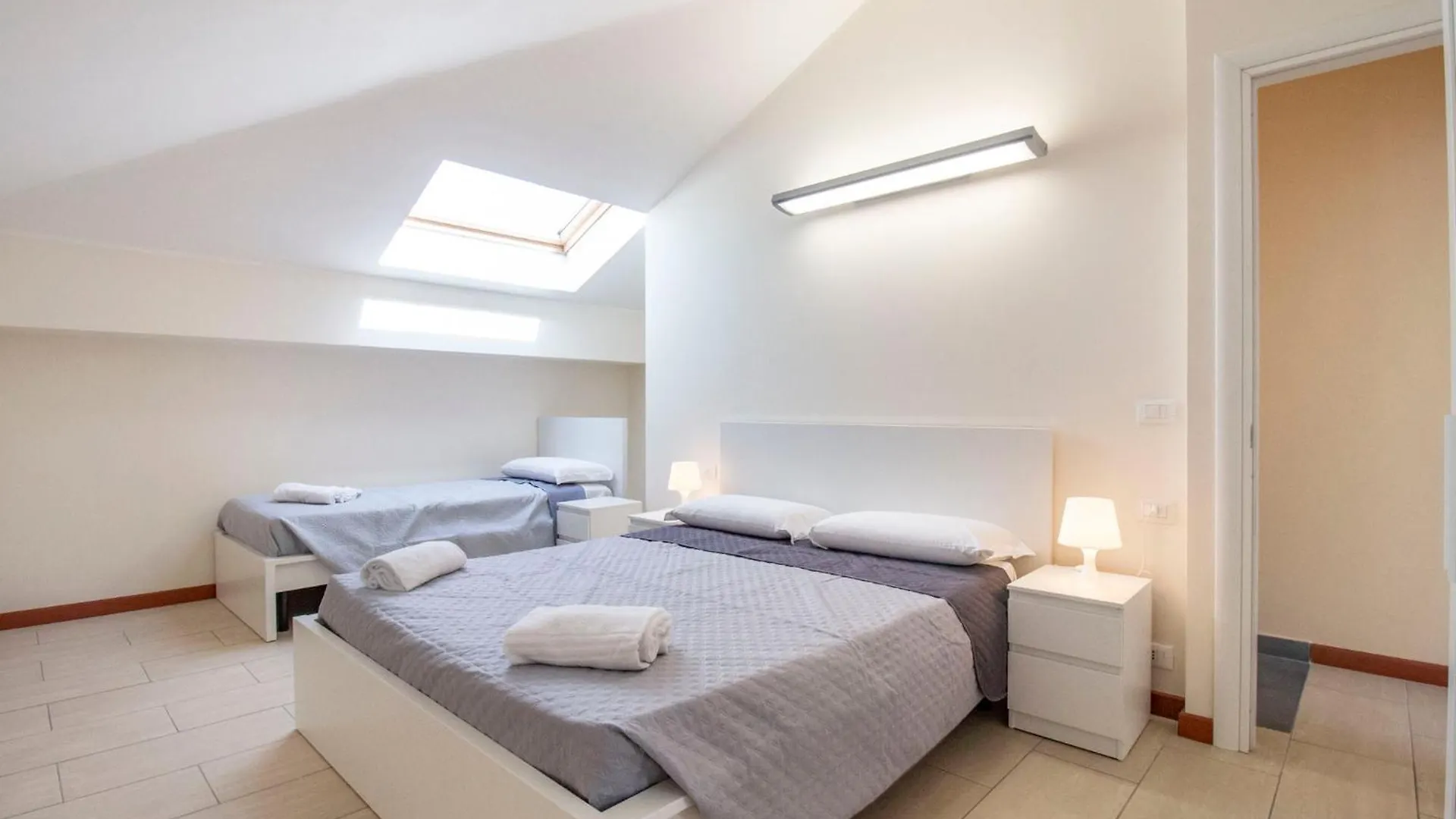 Royal Playa Suite And Apartament -Private Parking- Self Chek Out Κατάνια Ξενοδοχείο με διαμερίσματα